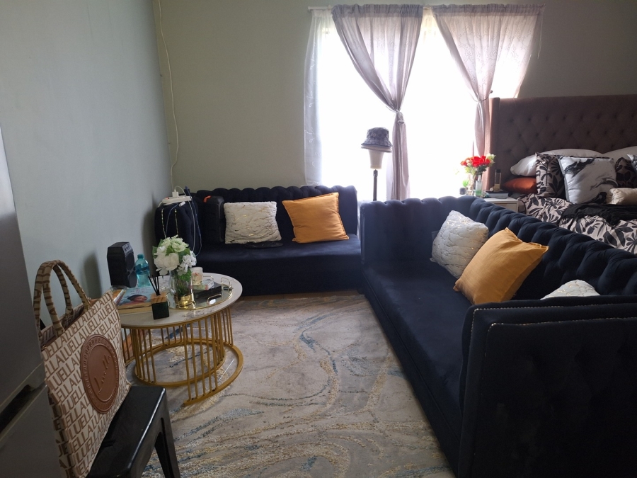 1 Bedroom Property for Sale in Potchefstroom North West